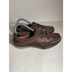 Sketchers Women’s size 7.5 SN 22451 Relaxed Fit Plus Memory Foam Shoes